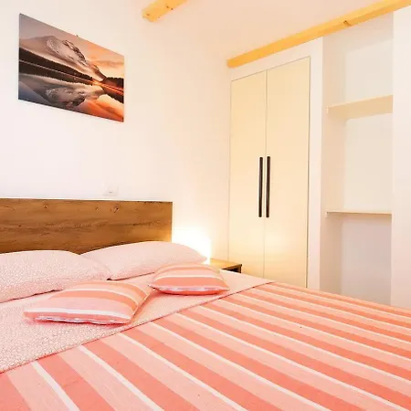 Sonja 2 Apartamento Šilo